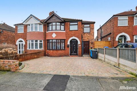 4 bedroom semi-detached house for sale, Langdale Road, Runcorn