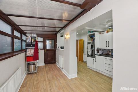 4 bedroom semi-detached house for sale, Langdale Road, Runcorn
