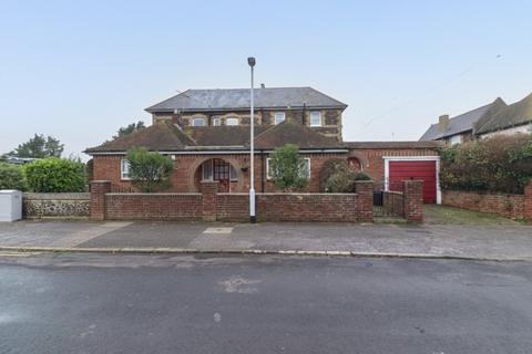 2 bedroom bungalow for sale, Harold Avenue, Westgate-On-Sea, CT8