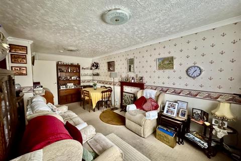 undefined, Carregamman, Ammanford