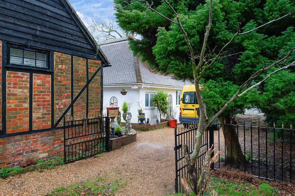 PIRBRIGHT COTTAGES (24).jpg