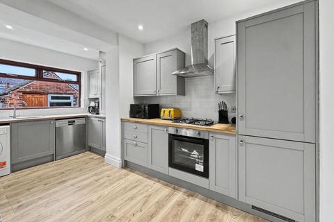 3 bedroom semi-detached house for sale, Radcliffe New Road, Whitefield, M45