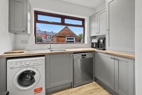 3 bedroom semi-detached house for sale, Radcliffe New Road, Whitefield, M45