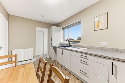 3 bedroom semi-detached house for sale, Cross Street, Pontefract WF9