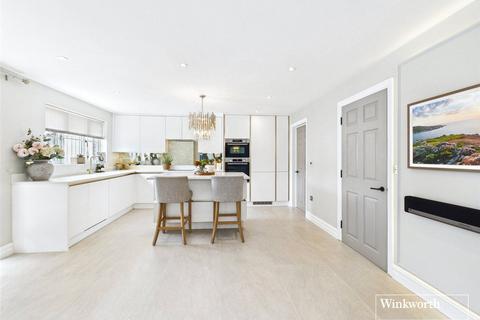 6 bedroom detached house for sale, Orchard End, Chieveley, Newbury, Berkshire, RG20