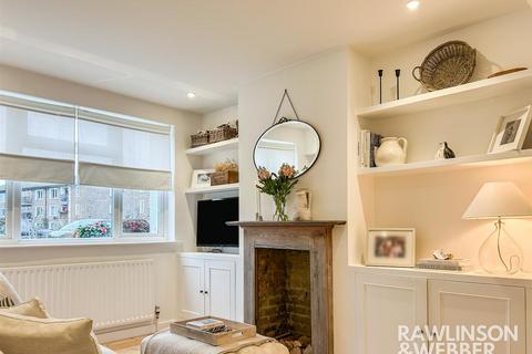 2 bedroom terraced house for sale, High Street, West Molesey KT8