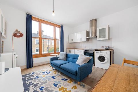 2 bedroom flat for sale, Pomfret Road, SE5