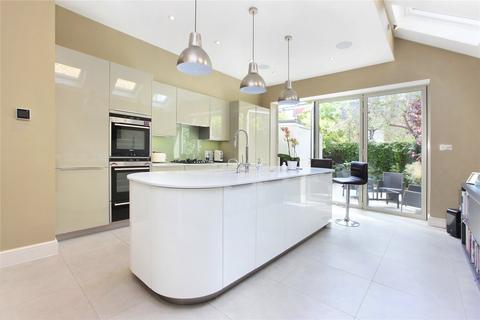4 bedroom terraced house for sale, Cathles Road, Clapham South, London