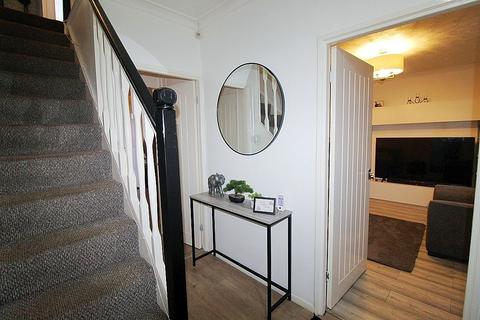 3 bedroom semi-detached house for sale, 21 Hawthorne Avenue