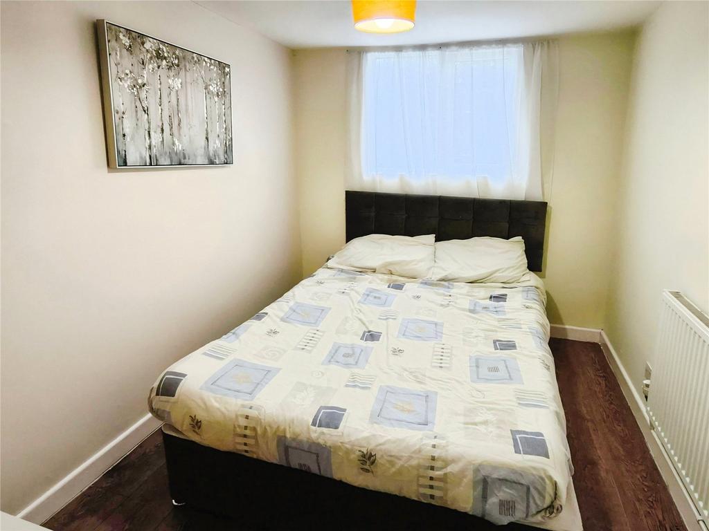 Bedroom4/Reception2