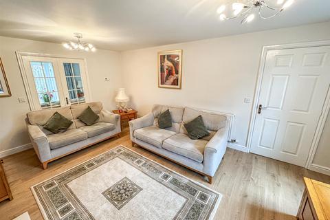 undefined, Fieldfare Close, Corby NN18