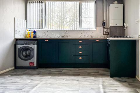 4 bedroom end of terrace house for sale, Lambeth Close, Henley Green, Coventry * FOUR BEDROOMS *