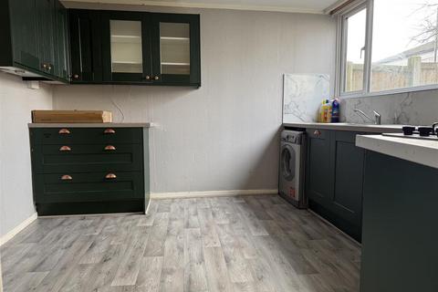 4 bedroom end of terrace house for sale, Lambeth Close, Henley Green, Coventry * FOUR BEDROOMS *