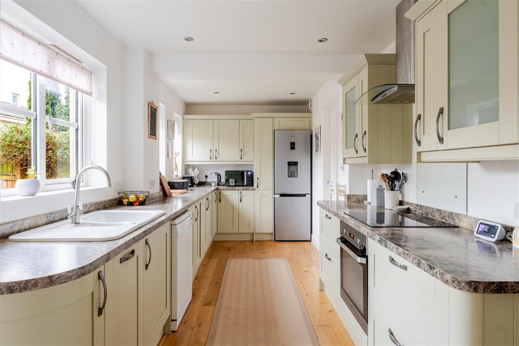 140 Broadoak Road Langford, Bristol BS40 5 HB 28.jp