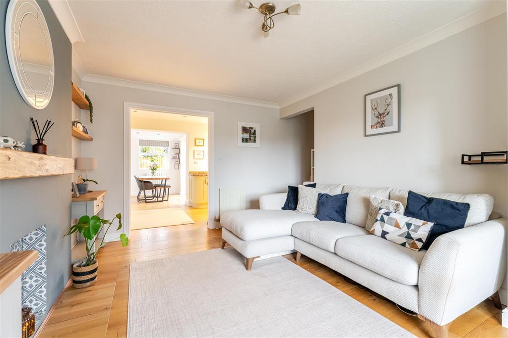 140 Broadoak Road Langford, Bristol BS40 5 HB 16.jp