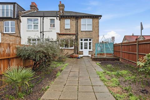 1 bedroom flat for sale, Fircroft Road, London SW17