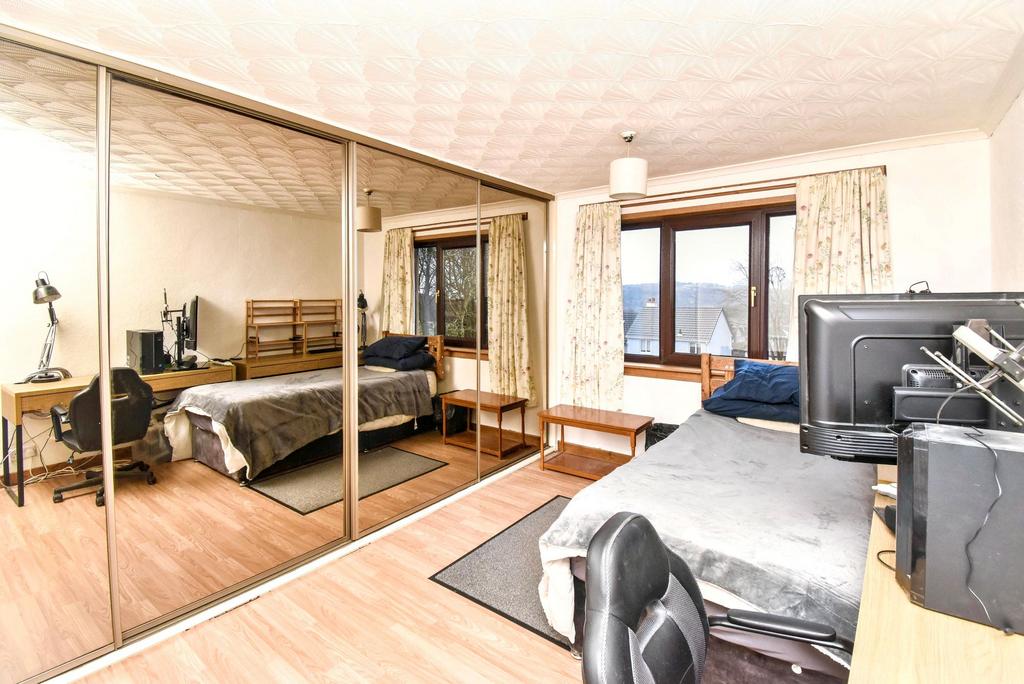 Bedroom 1 Angle 2