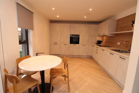 2 bedroom apartment to rent, Minerva Way, Glasgow G3