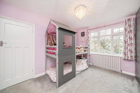 3 bedroom end of terrace house for sale, Maycross Avenue, Morden SM4