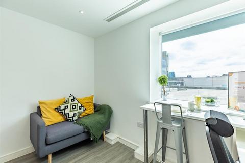 Studio to rent, Union Street, Sheffield S1