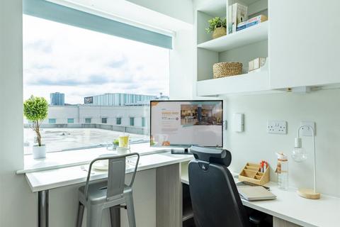 Studio to rent, Union Street, Sheffield S1