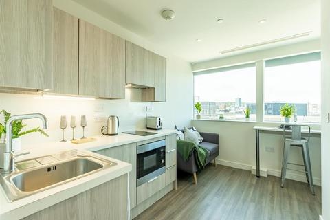 Studio to rent, Union Street, Sheffield S1