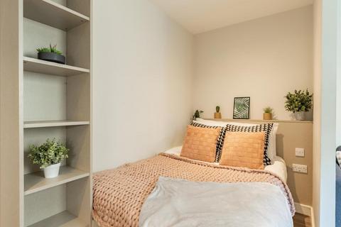 Studio to rent, Union Street, Sheffield S1
