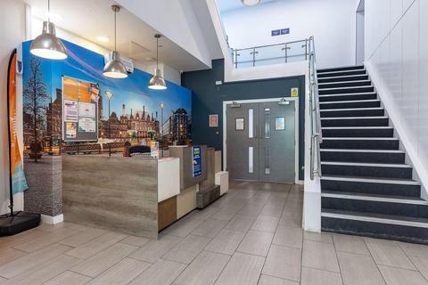Studio to rent, Union Street, Sheffield S1