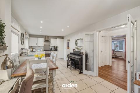 undefined, Berry Maud Lane, Shirley, B90