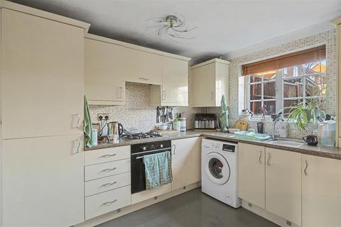 2 bedroom terraced house for sale, Lime Close, Stevenage