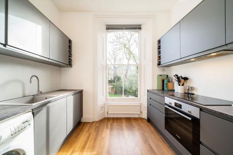3 bedroom flat for sale, Penn Road, London N7
