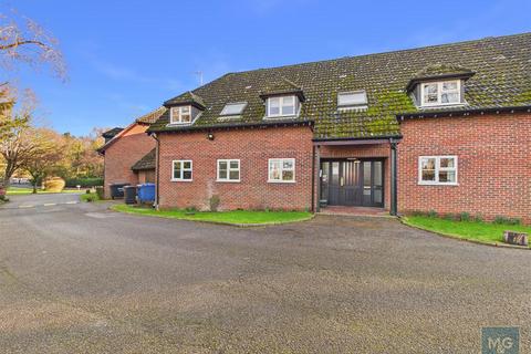 2 bedroom apartment for sale, Rougham Road, Bury St. Edmunds IP33