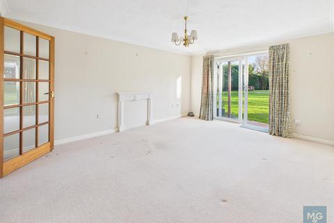 2 bedroom apartment for sale, Rougham Road, Bury St. Edmunds IP33