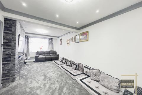 undefined, Hadley Gardens, SOUTHALL UB2