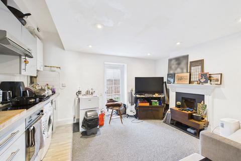 1 bedroom flat for sale, Regency Square, Brighton, BN1 2FJ