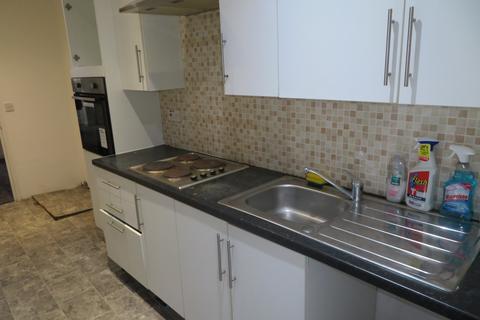 1 bedroom flat to rent, Rooley Moor Road, Meanwood, OL12