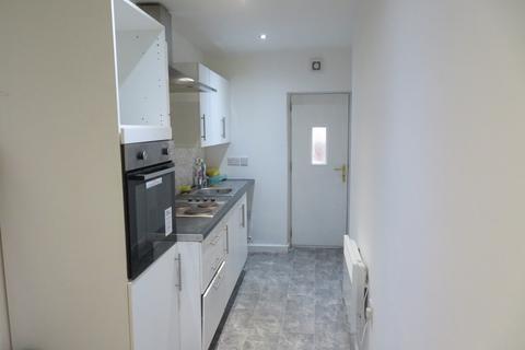 1 bedroom flat to rent, Rooley Moor Road, Meanwood, OL12