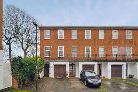 undefined, Tower Rise, Richmond TW9