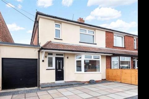 4 bedroom semi-detached house for sale, Six Oaks Road, North Baddesley, Southampton
