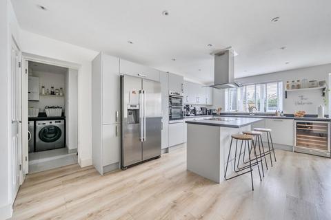 4 bedroom semi-detached house for sale, Six Oaks Road, North Baddesley, Southampton