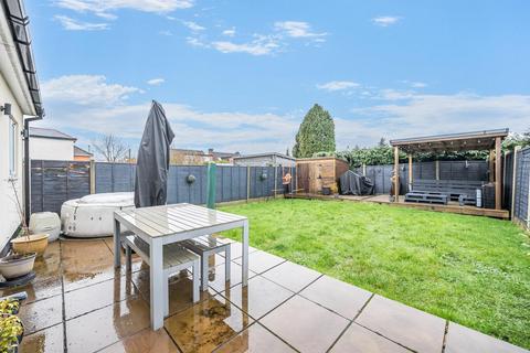 4 bedroom semi-detached house for sale, Six Oaks Road, North Baddesley, Southampton