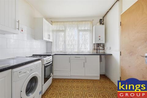 3 bedroom flat for sale, Mace Street, London