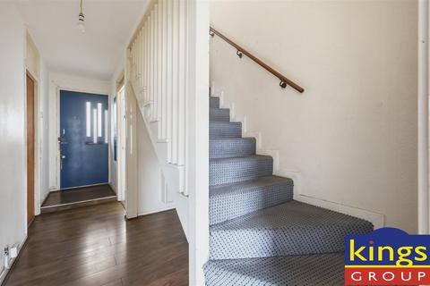 3 bedroom flat for sale, Mace Street, London