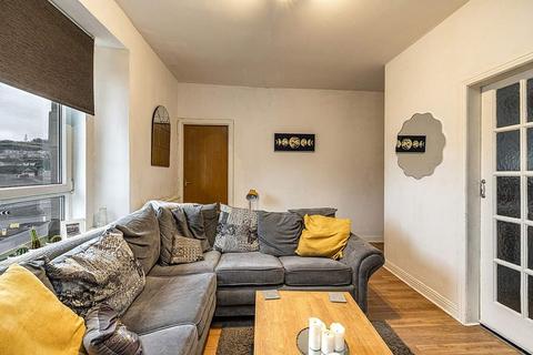 2 bedroom flat for sale, 6/3, Dovemount Place, Hawick TD9 8AZ