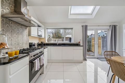 4 bedroom end of terrace house for sale, Albert Street, Windsor, SL4