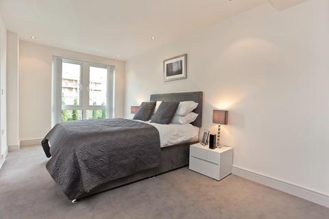 1 bedroom apartment to rent, Doulton House, 11 Park Street SW6