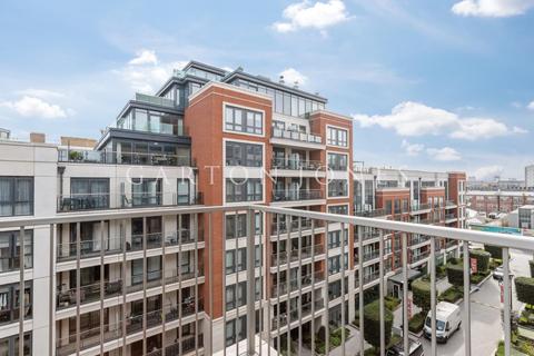 1 bedroom apartment to rent, Meadows House, Chelsea Creek SW6