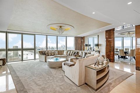 3 bedroom apartment to rent, The Tower, 1 St George Wharf, Vauxhall, London, SW8