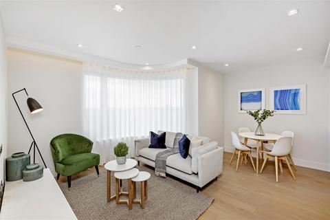 1 bedroom apartment to rent, Tower One, The Corniche, 24 Albert Embankment, Vauxhall, London, SE1