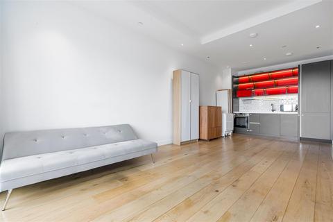 1 bedroom apartment for sale, Grantham House, City Island, Canning Town, London, E14
